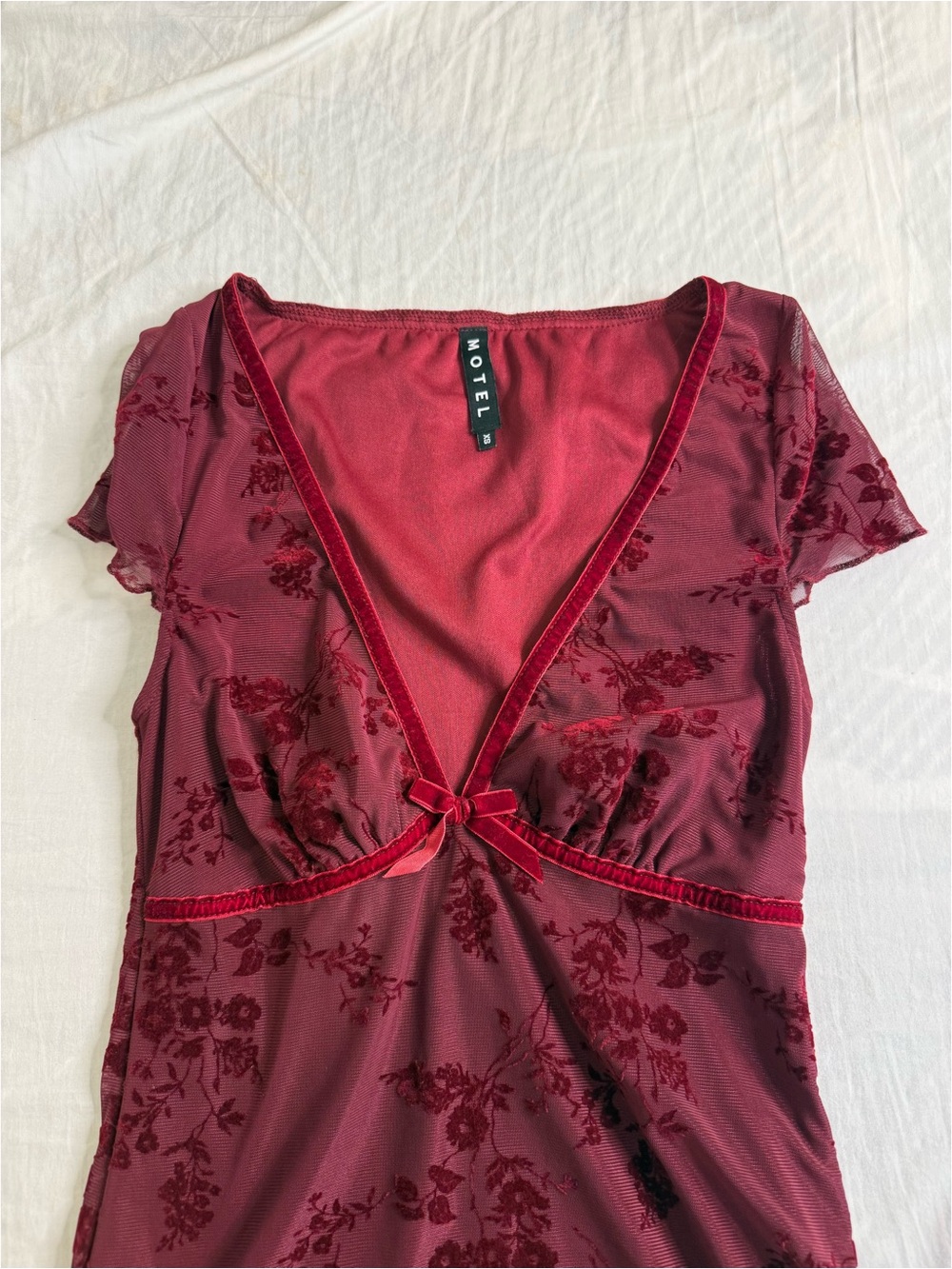 V-Neck Floral Maxi Dress in Wine - Picture 5 of 5